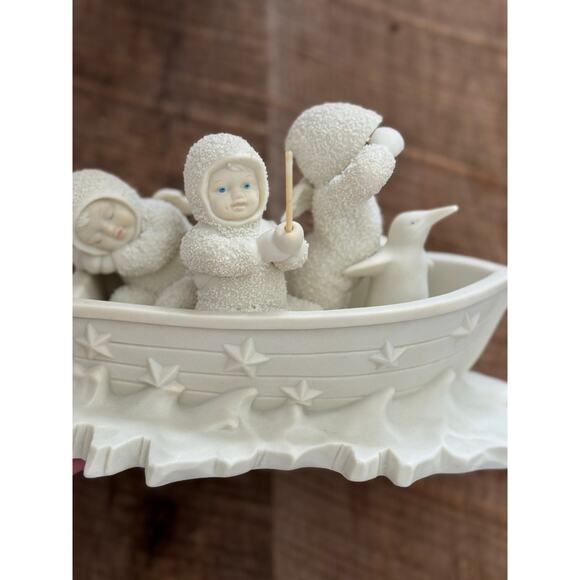 Department 56 Snowbabies "Winken, Blinken, Nod" Figurine - Picture 5 of 10